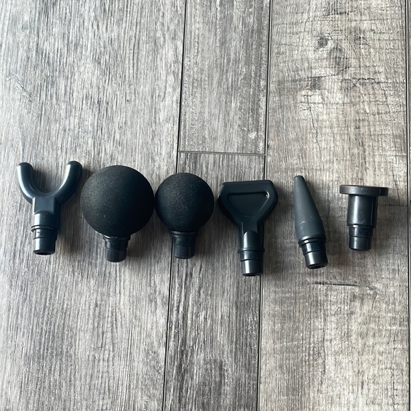 InvoSpa Massage Gun - Picture 3 of 7